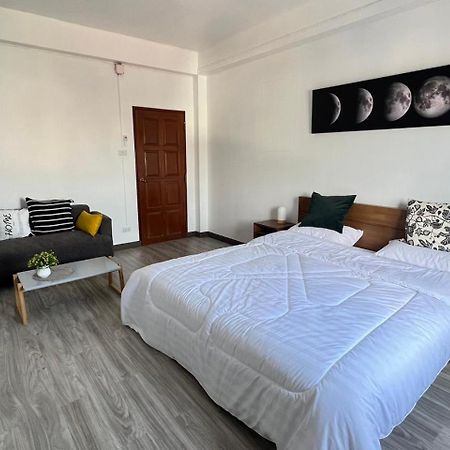 บ้านเทรเชอร์ Treasure House Bangkok Extérieur photo